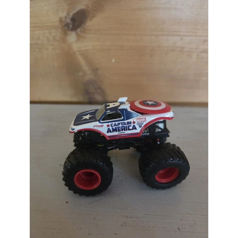 Hot Wheels Monster Jam Captain America 1:64 Monster Truck‎ Marvel Diecast ZB1